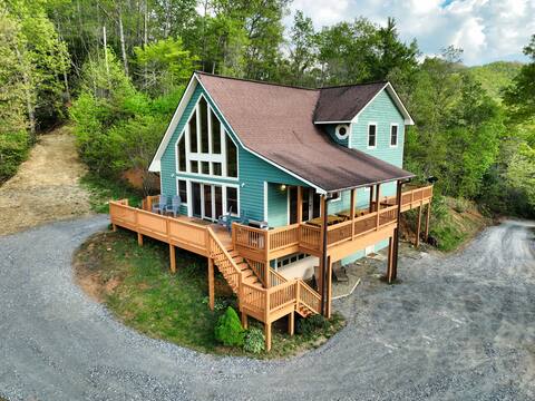 Views | Game room | Hot-Tub | Fire Pit | 10 Beds