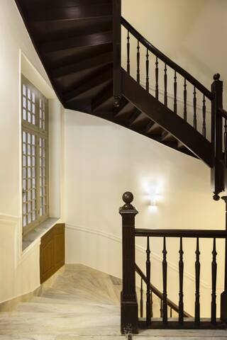 Derigny The Mansion #A gallery image 3