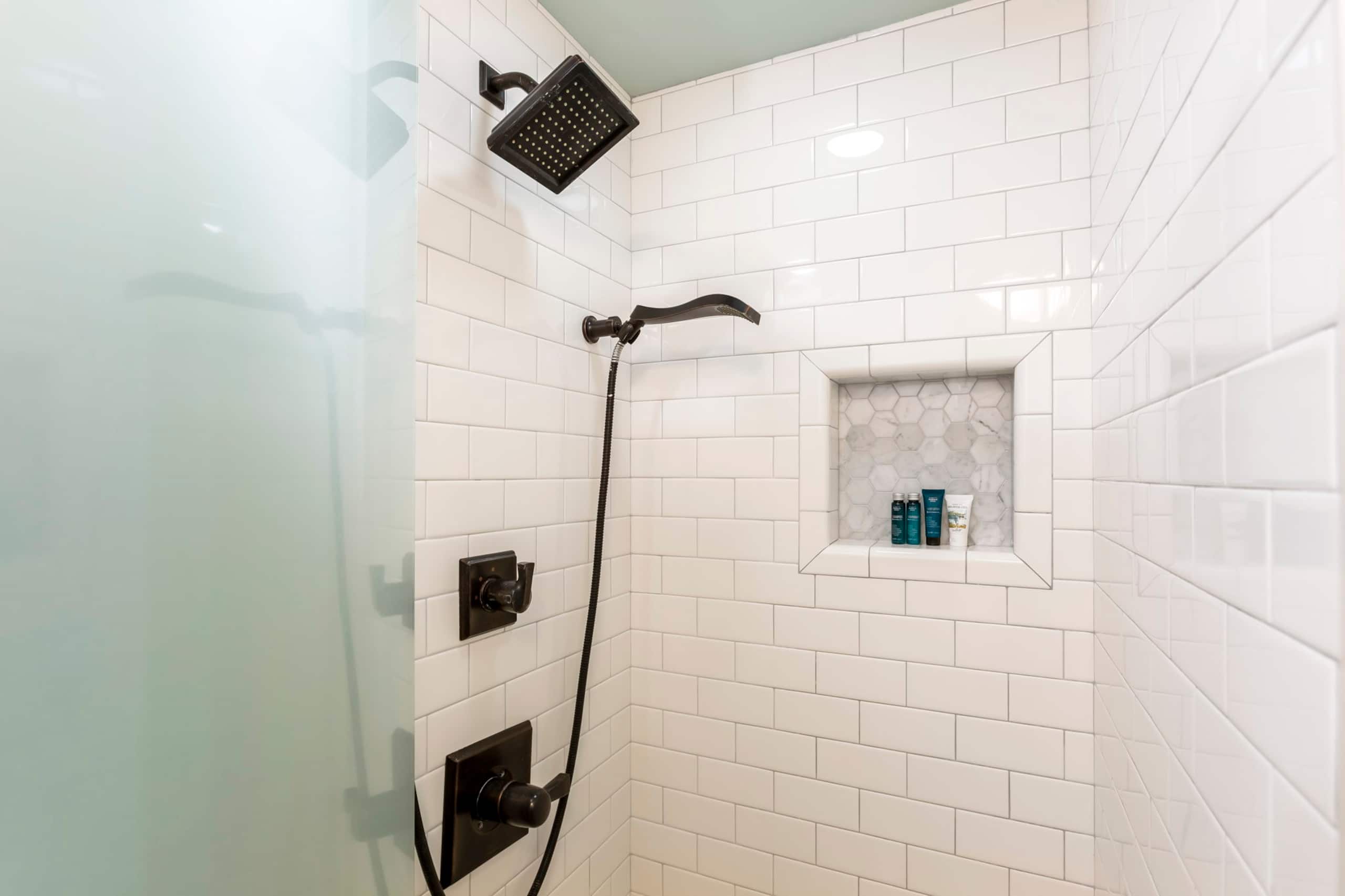 Condo in Kihei · ★4.97 · 2 bedrooms · 3 beds · 2 private baths - Image 26