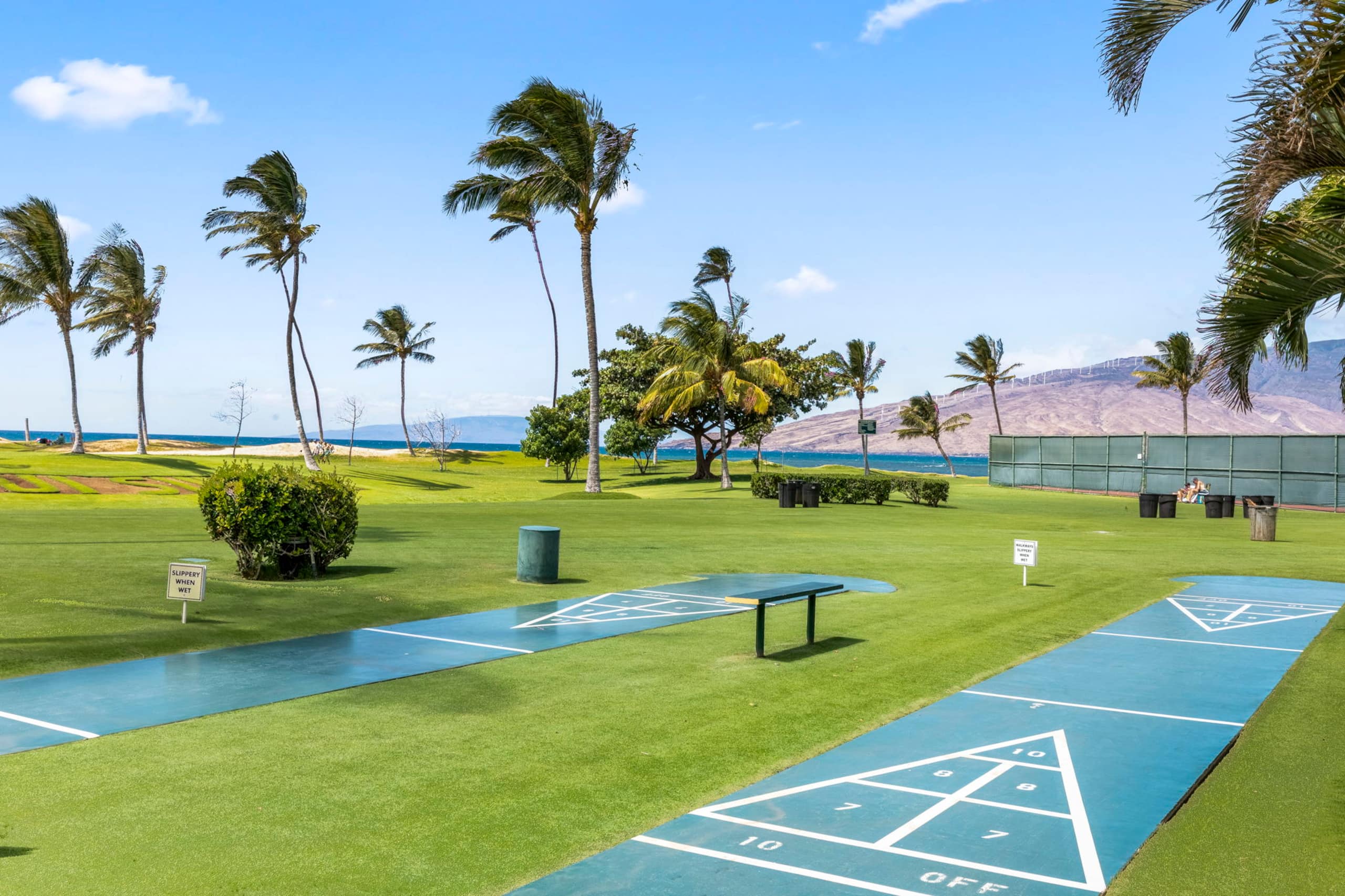 Condo in Kihei · ★4.97 · 2 bedrooms · 3 beds · 2 private baths - Image 43