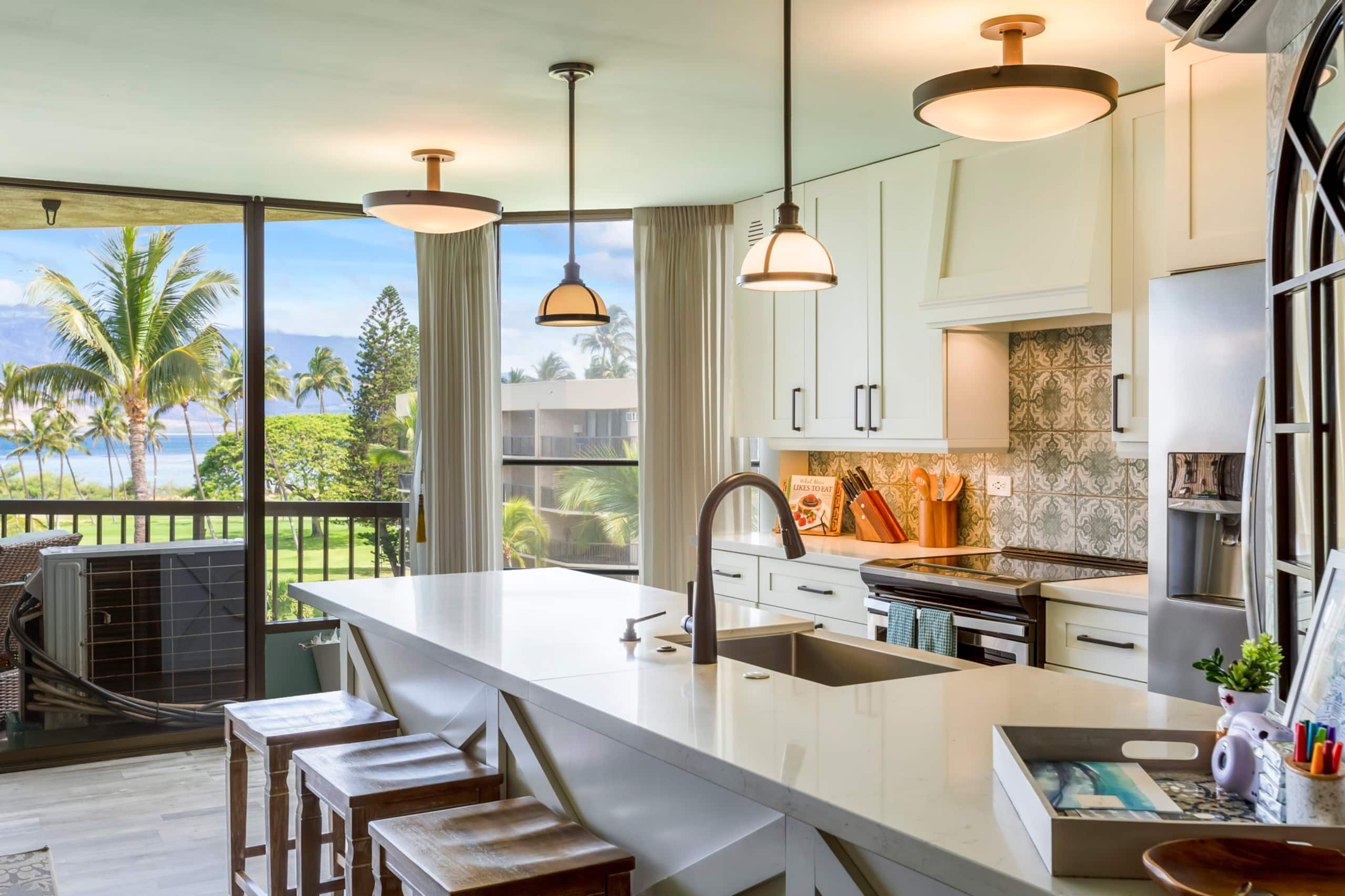 Condo in Kihei · ★4.97 · 2 bedrooms · 3 beds · 2 private baths - Image 9
