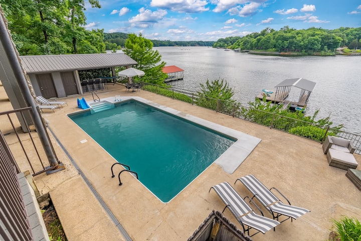 Spacious Home W/ Heated Pool & Nonstop Fun