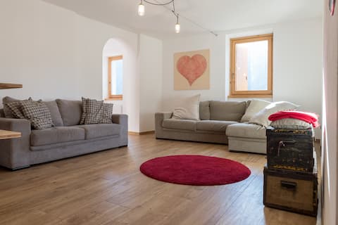 Locanda Lina  - Large Holiday Home in Valtellina