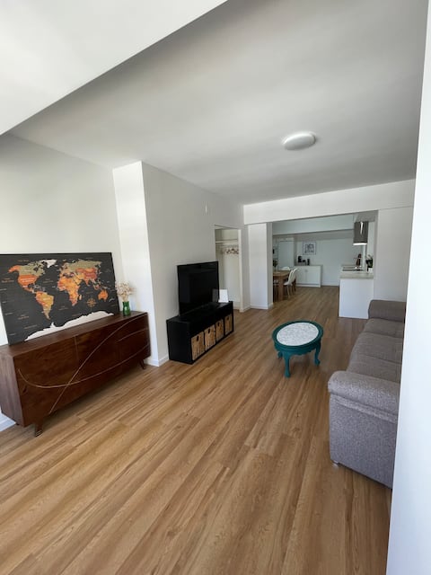 Anuncio de Airbnb popular: Centrally located Nordés apartment en Lugo