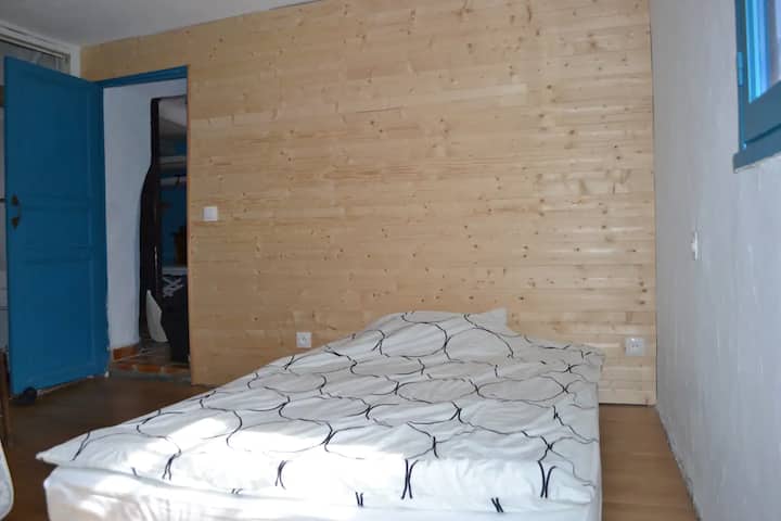 Dhomë gjumi 2