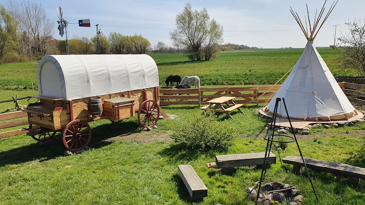 Western Planwagen Auf Der Horse Lake Ranch - Ahrenshoop