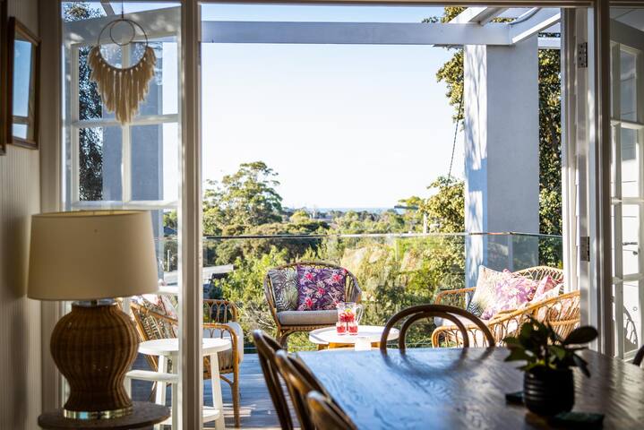 Coastal & Garden Oasis with pool gallery image 5