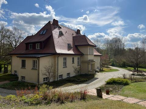 Beliebte Airbnb-Anzeige: Apartment in a stately villa in Krakow Am See