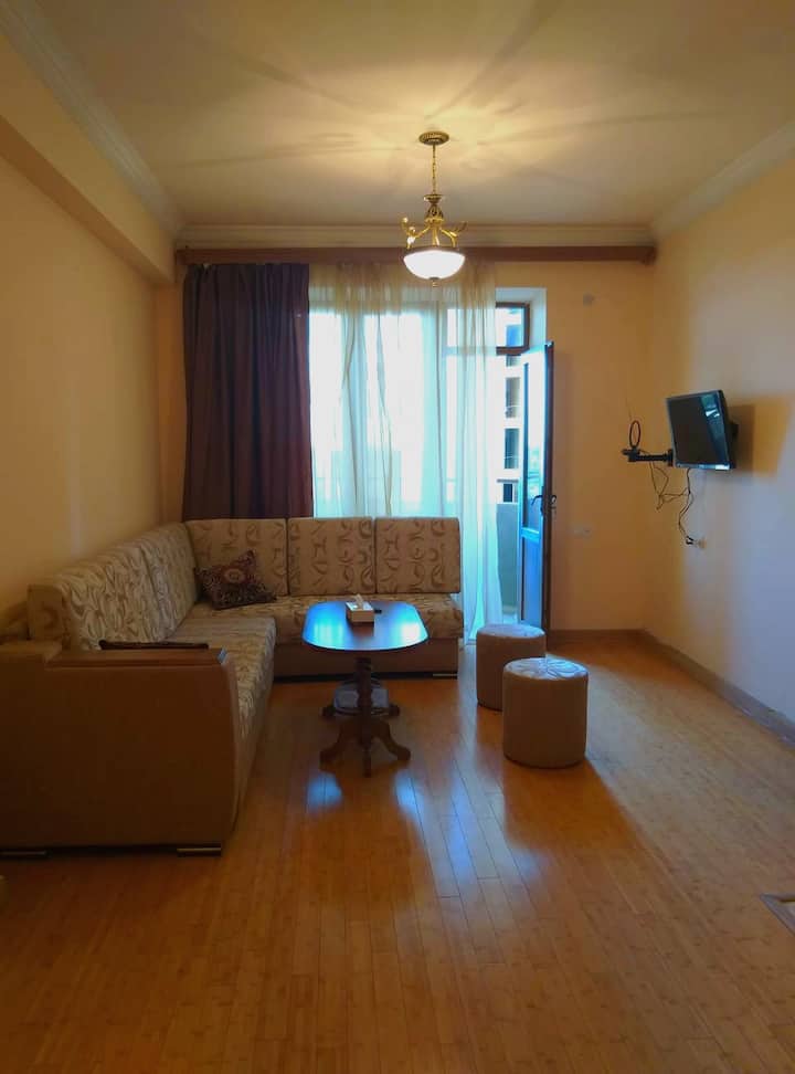 Apartment in the City Center. Glendale Hills Apartments for Rent in