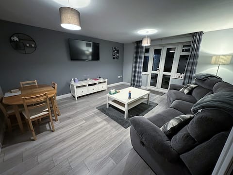 Norton Canes Modern 3-Bed Home
