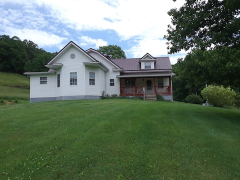 Farm stay at West Hollow Farmhouse