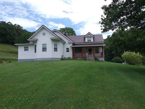 Farm stay at West Hollow Farmhouse