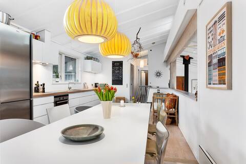 Family-friendly villa by Birkerød lake