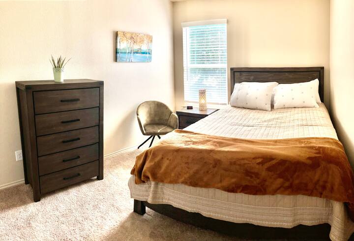 Comfortable Queen Guest Bedroom