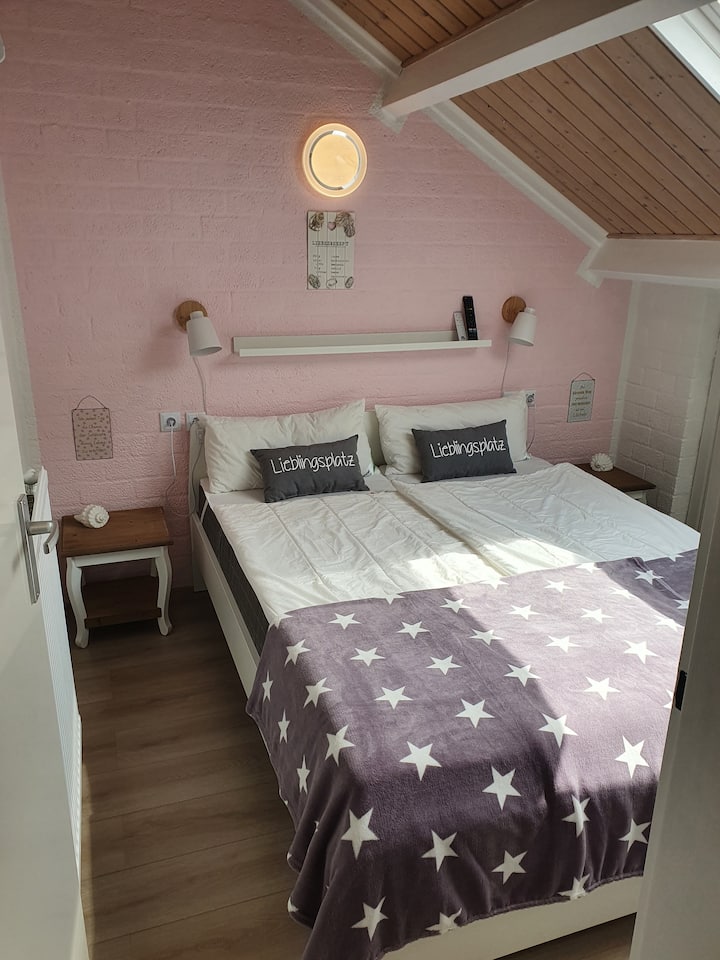 Dhoma e sipërme e gjumit