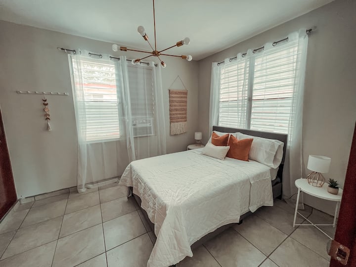 საძინებელი 1