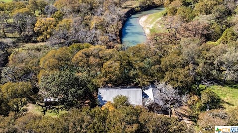 Amazing River House on private 4 acres!