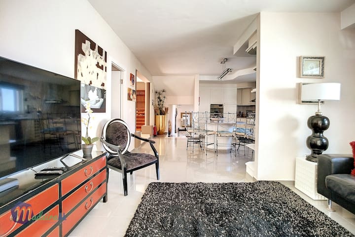 Pearls Beach Villa - Porto Moniz