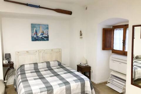 La Casetta Capraia Island