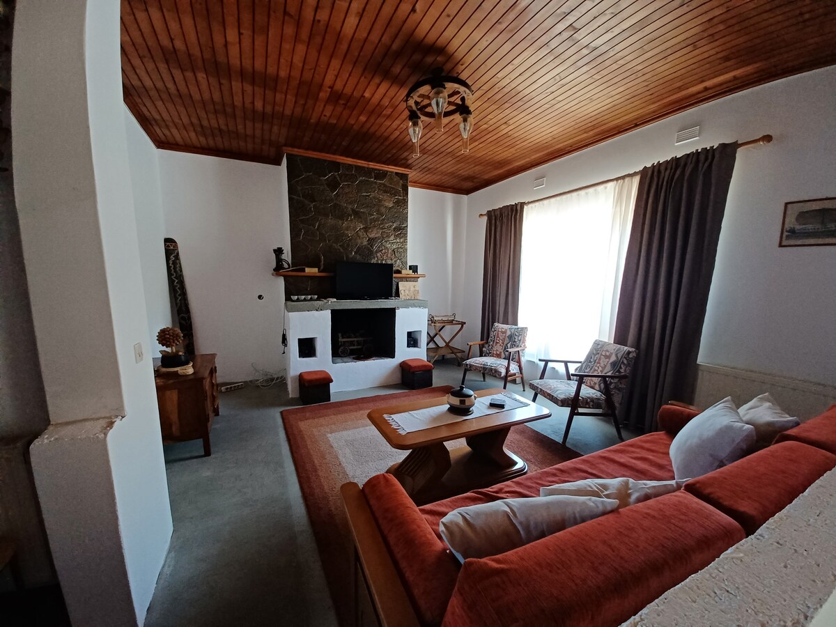 غرفة المعيشة