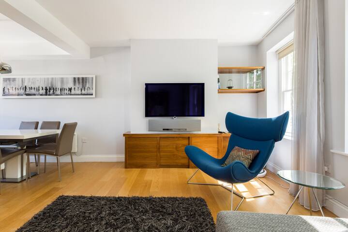 London Is Yours – 2 Bedroom in Kensington gallery image 5