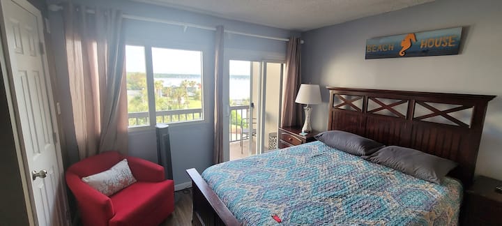 BR หลักพร้อมระเบียงและวิวทะเลสาบพาวเวลล์