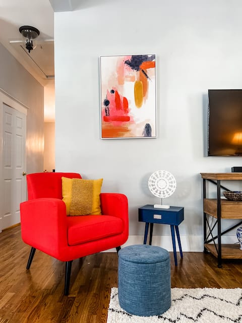 Successful Airbnb property: Fun Relaxing-Exquisite 5 Star Vacay spot in Cooper Young