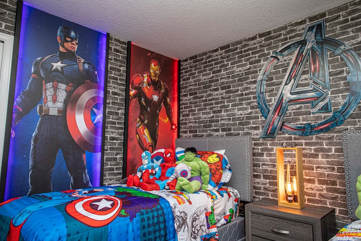 #6 - Dhomë me tematikë "Action Packed Avengers" me 2 krevate dopio 