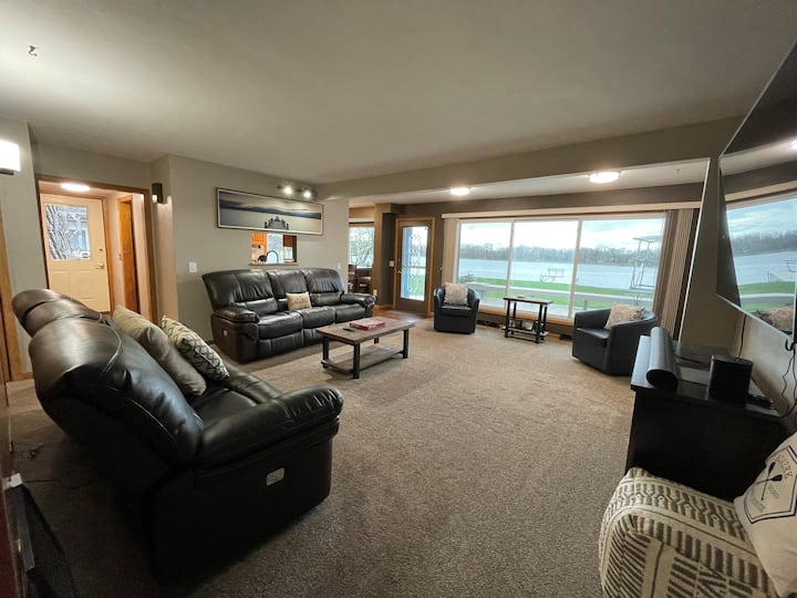 3 Bedroom Bungalow On Lake Monona - 麥迪遜