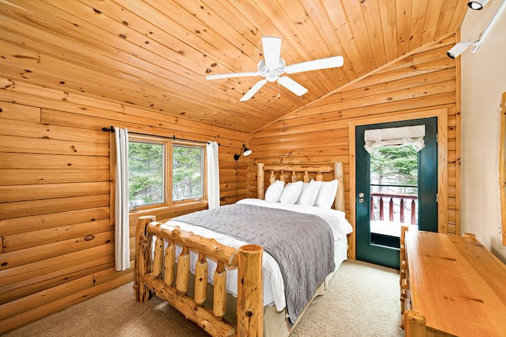 მე‑2 სართულზე მდებარე საძინებელში 1 არის 152×203 სმ ზომის მატრასი და გარე აივანი (საკეტით)