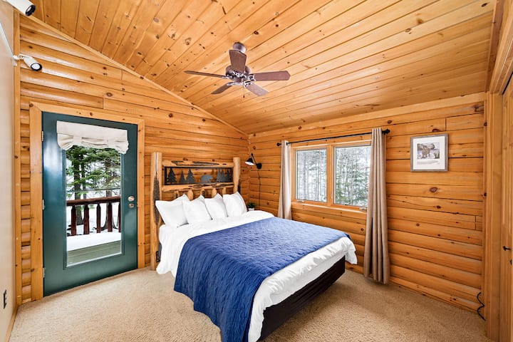 მე‑2 სართულზე მდებარე საძინებელში №2 არის 152×203 სმ ზომის მატრასი და გარე აივანი (საკეტით)