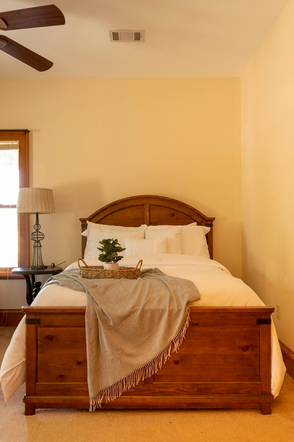 غرفة النوم 1