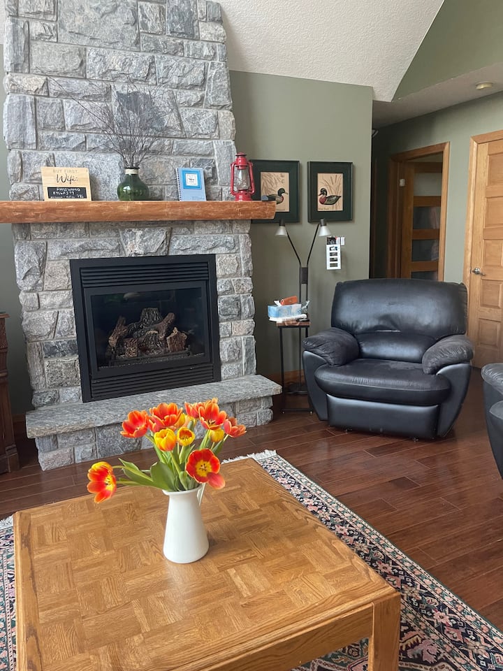 Muskoka Gem - Bracebridge