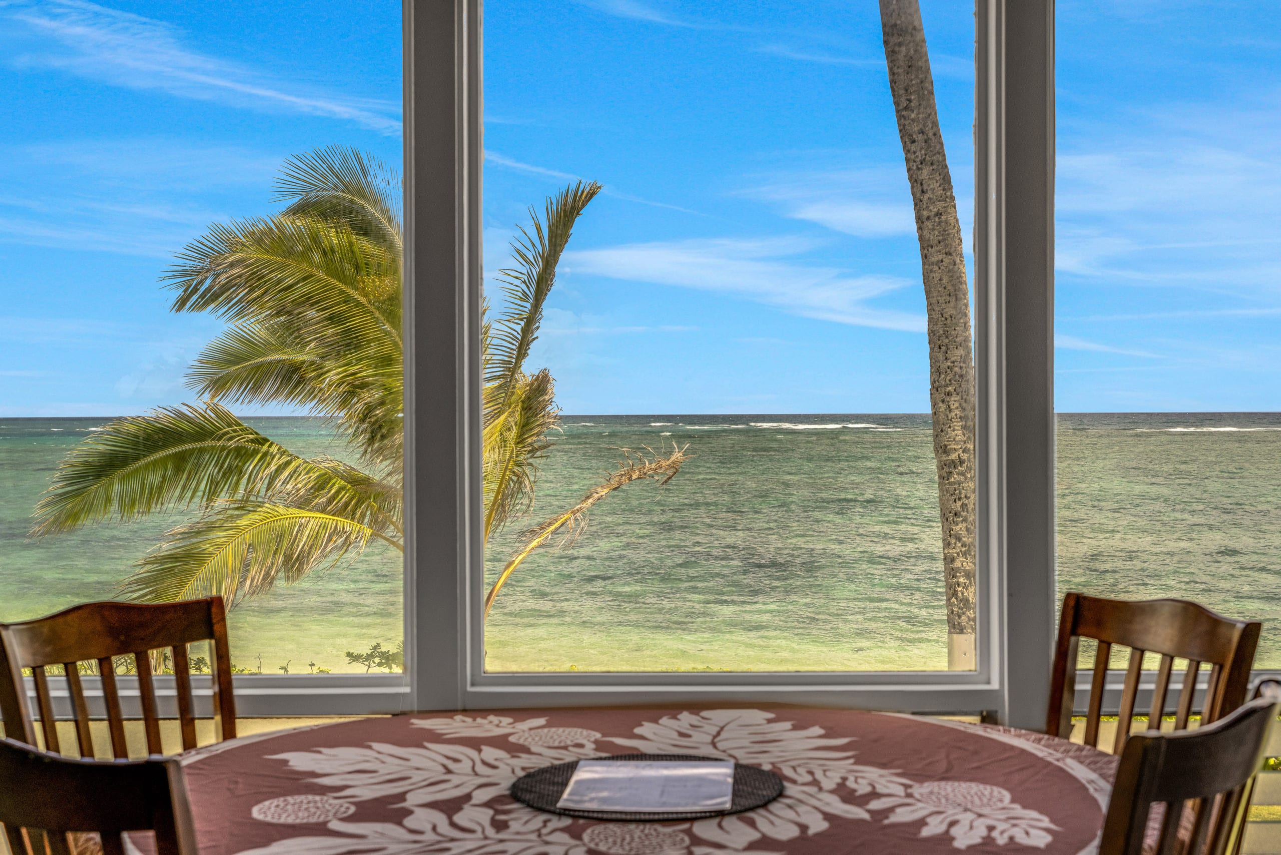 Condo in Hauula · ★4.88 · Studio · 3 beds · 1 bath - Image 3