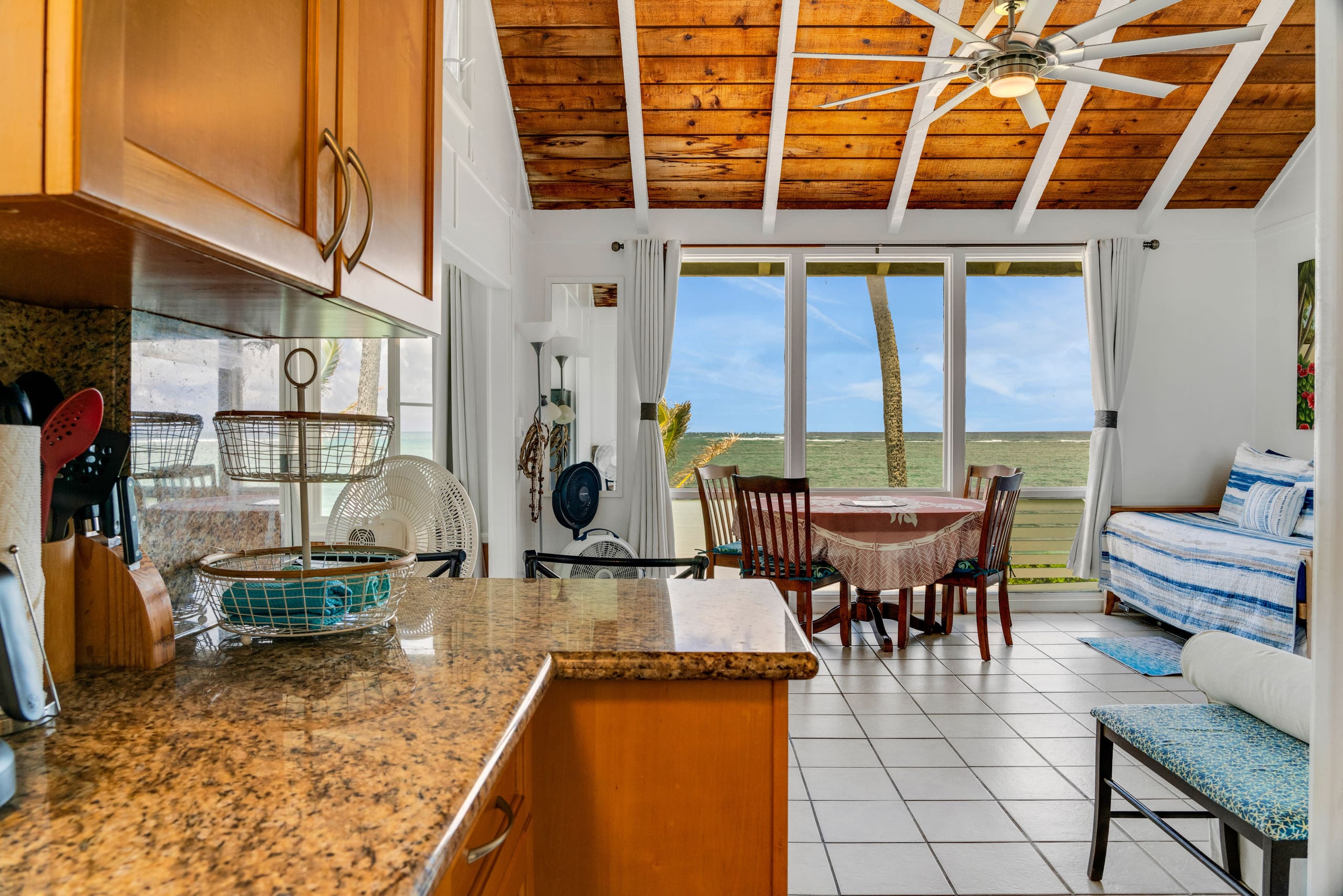 Condo in Hauula · ★4.88 · Studio · 3 beds · 1 bath - Image 21