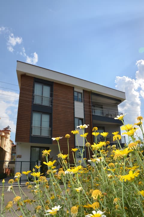 2nd new apartment in the center of Ortaca is pleasant 3+1