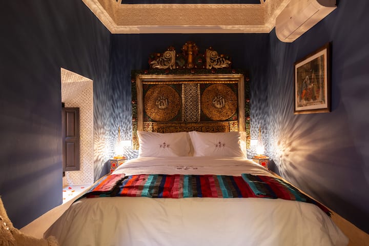 ცისფერი ოთახი