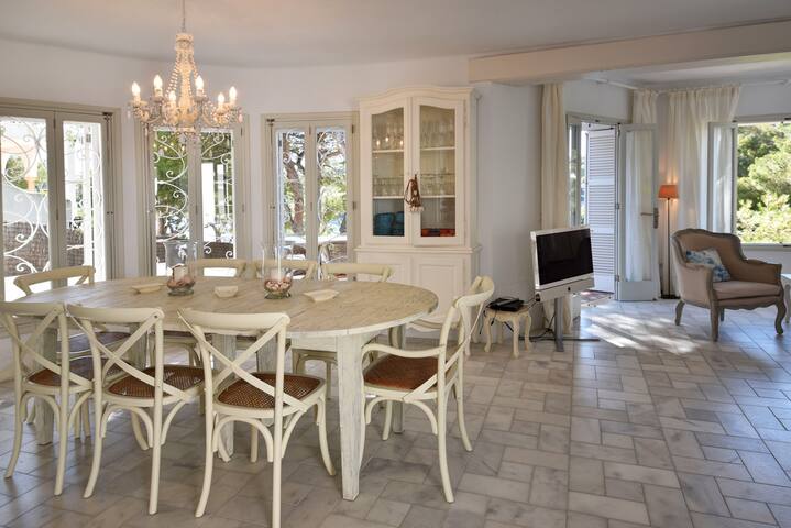 Formentera waterfront central located villa gallery image 5