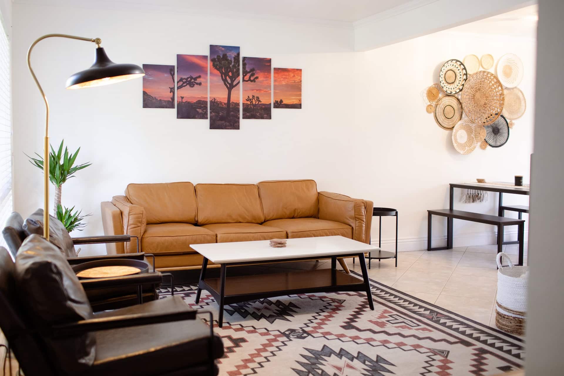 Comfy & Beautiful Modern Mojave Desert Condo