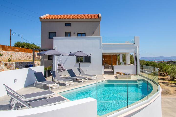 Casa Galatas | Private pool | Dream Villas Crete