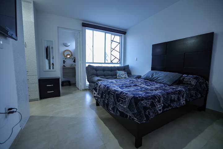 Schlafzimmer 2