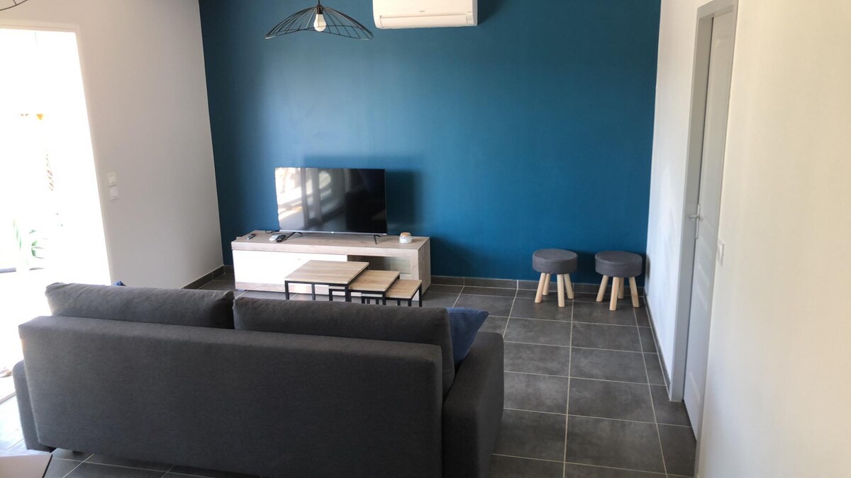 Successful Airbnb property: Gite Eléa, Gorges de l 'Ardèche in Vallon Pont D'arc