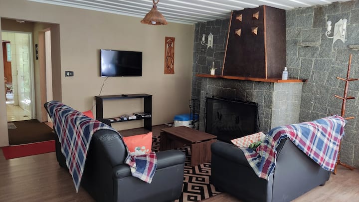Casa Da Araucária: A Joia Do Alto Da Serra. - Campos do Jordão