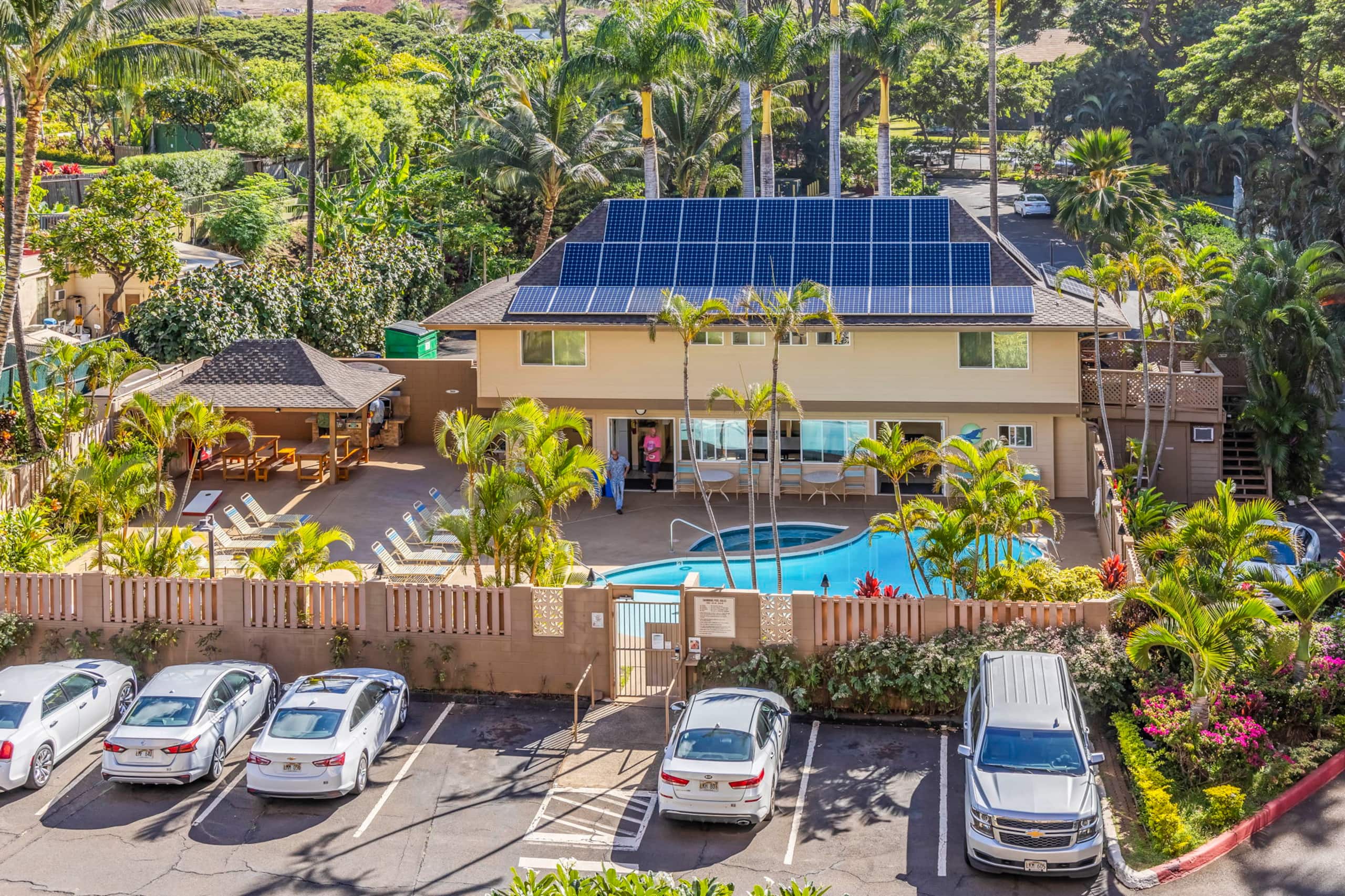 Condo in Lahaina · ★4.84 · Studio · 1 bed · 1 private bath - Image 44