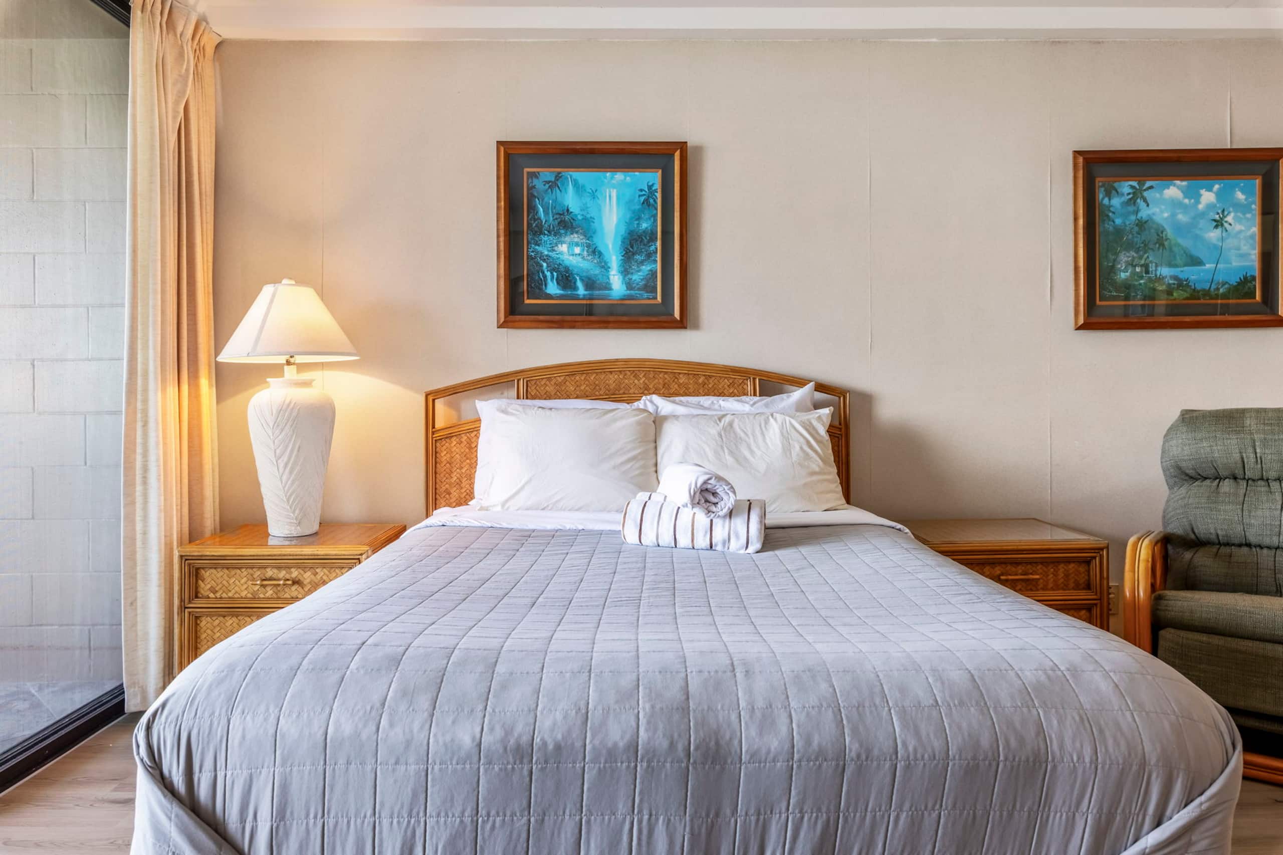 Condo in Lahaina · ★4.84 · Studio · 1 bed · 1 private bath - Image 12
