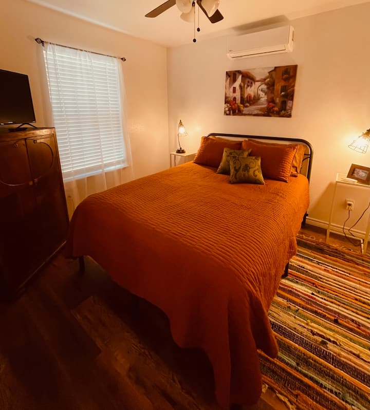 Top 10 Airbnb Vacation Rentals Near Eagle Mountain Lake, Texas