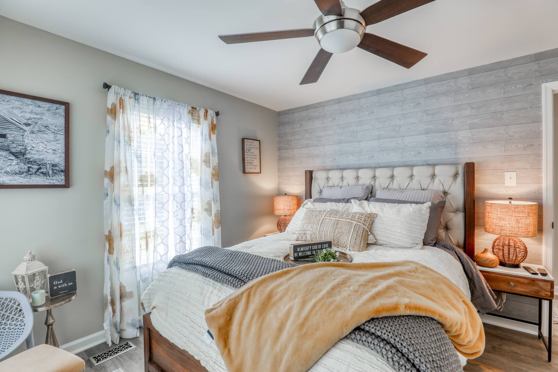 Riverfront! Shenandoah River! Sleeps 4! New Hot Tub — photo 4
