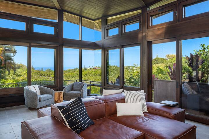Newly remodeled Hanalei Bluff Modern is gorgeous! gallery image 3