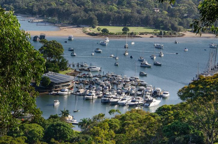 Newport beach and bush getaway with great views.