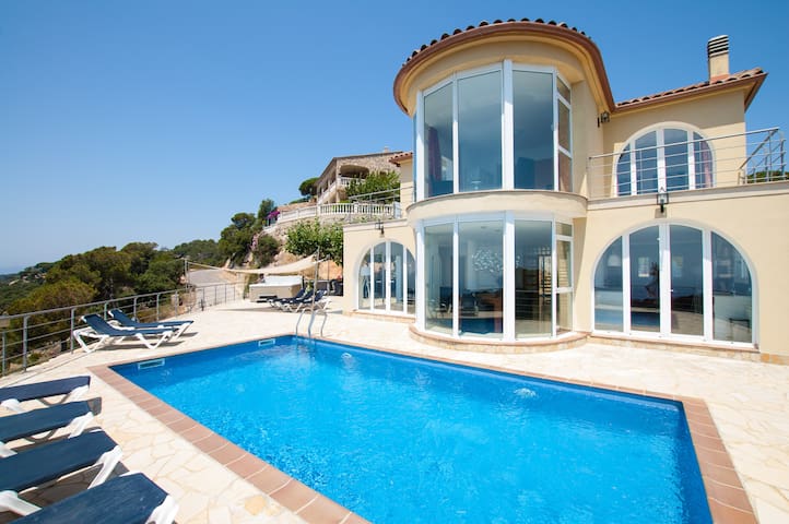 ★ CoastalVillas – Villa Dali ★ amazing sea views gallery image 2